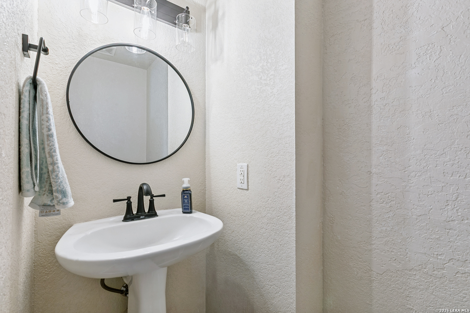 514 Mathis Meadow San Antonio TX 78251