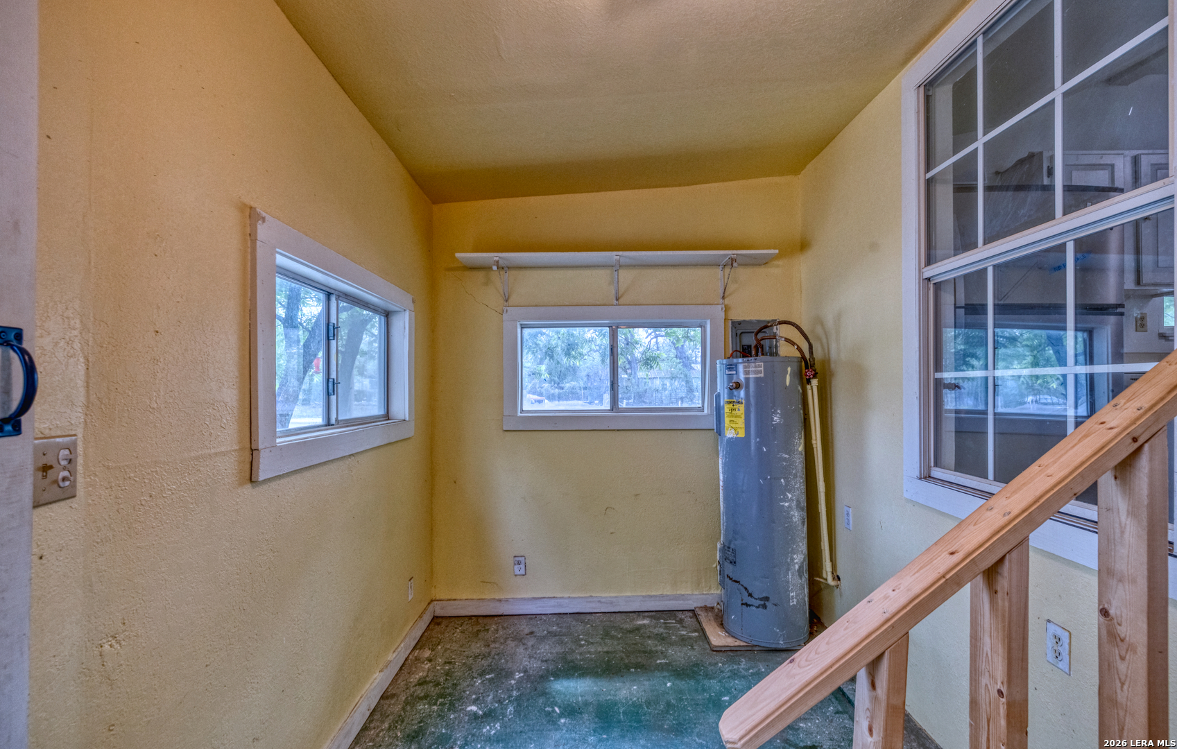 137 W Garden Street Uvalde TX 78801