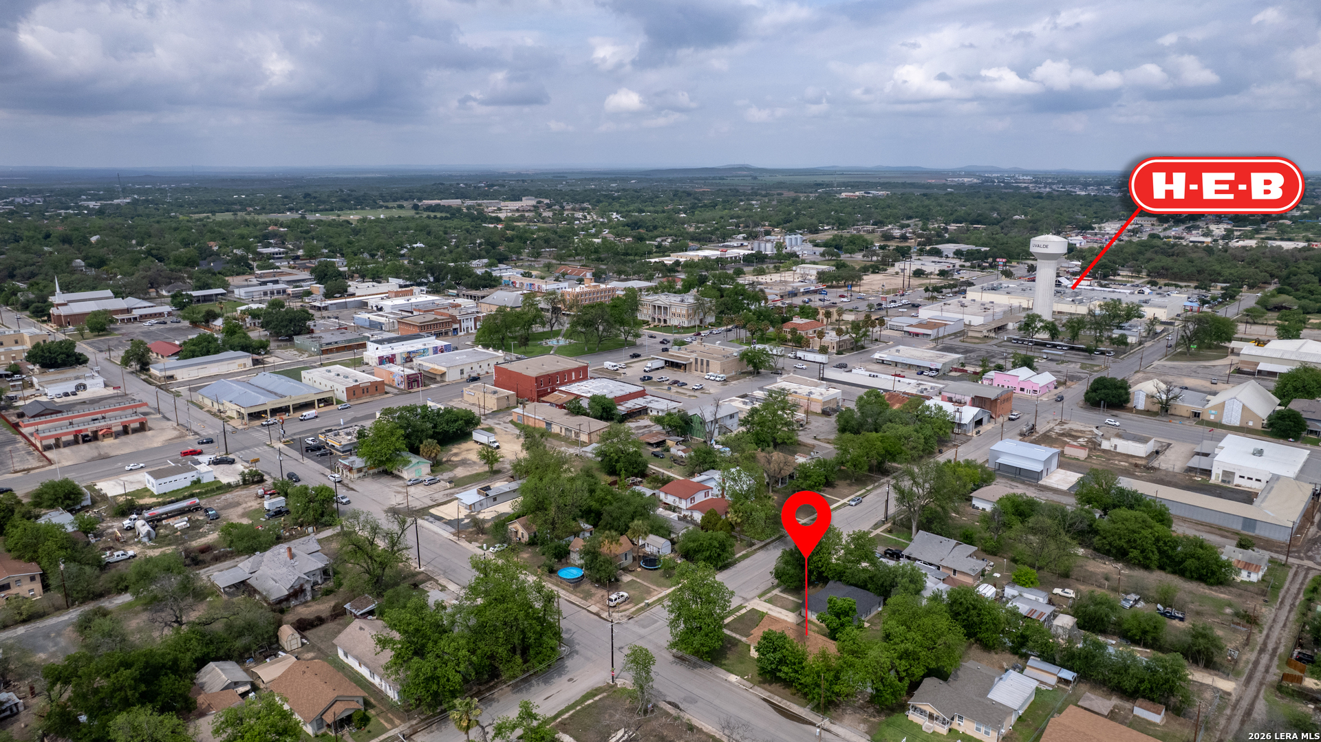 137 W Garden Street Uvalde TX 78801