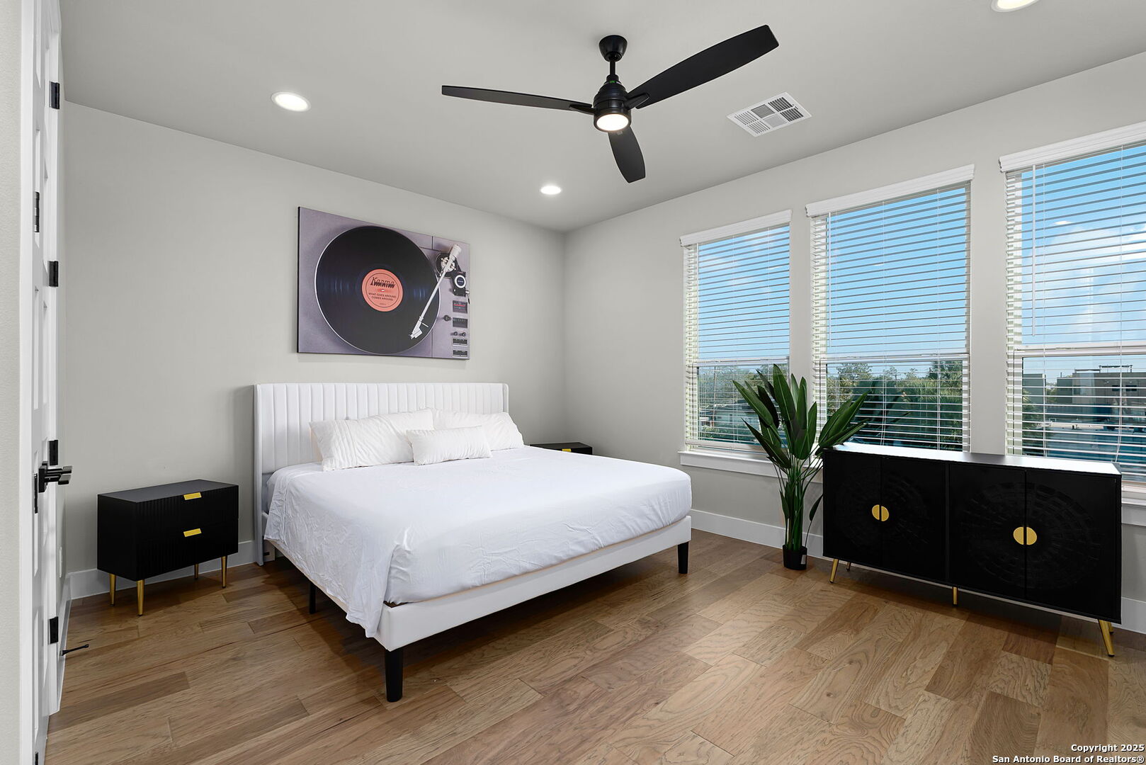 110 Playmoor San Antonio TX 78210