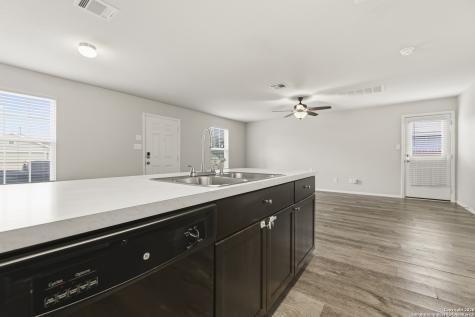 5915 Lady Lane San Antonio TX 78242
