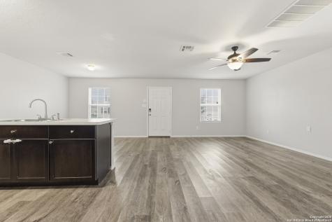 5915 Lady Lane San Antonio TX 78242