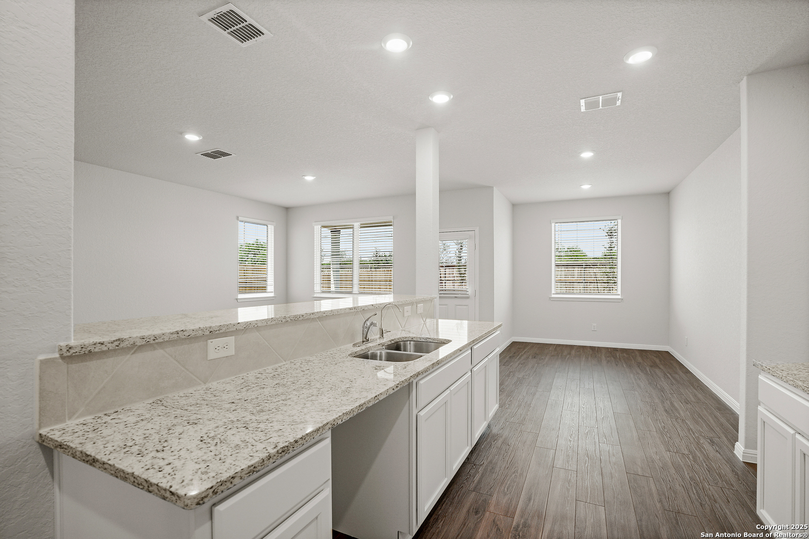 4259 Ametrine Way San Antonio TX 78245