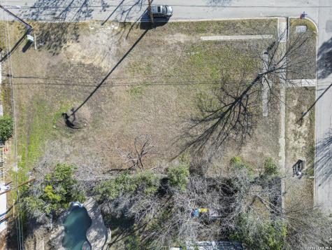1003 W Woodlawn Avenue San Antonio TX 78201