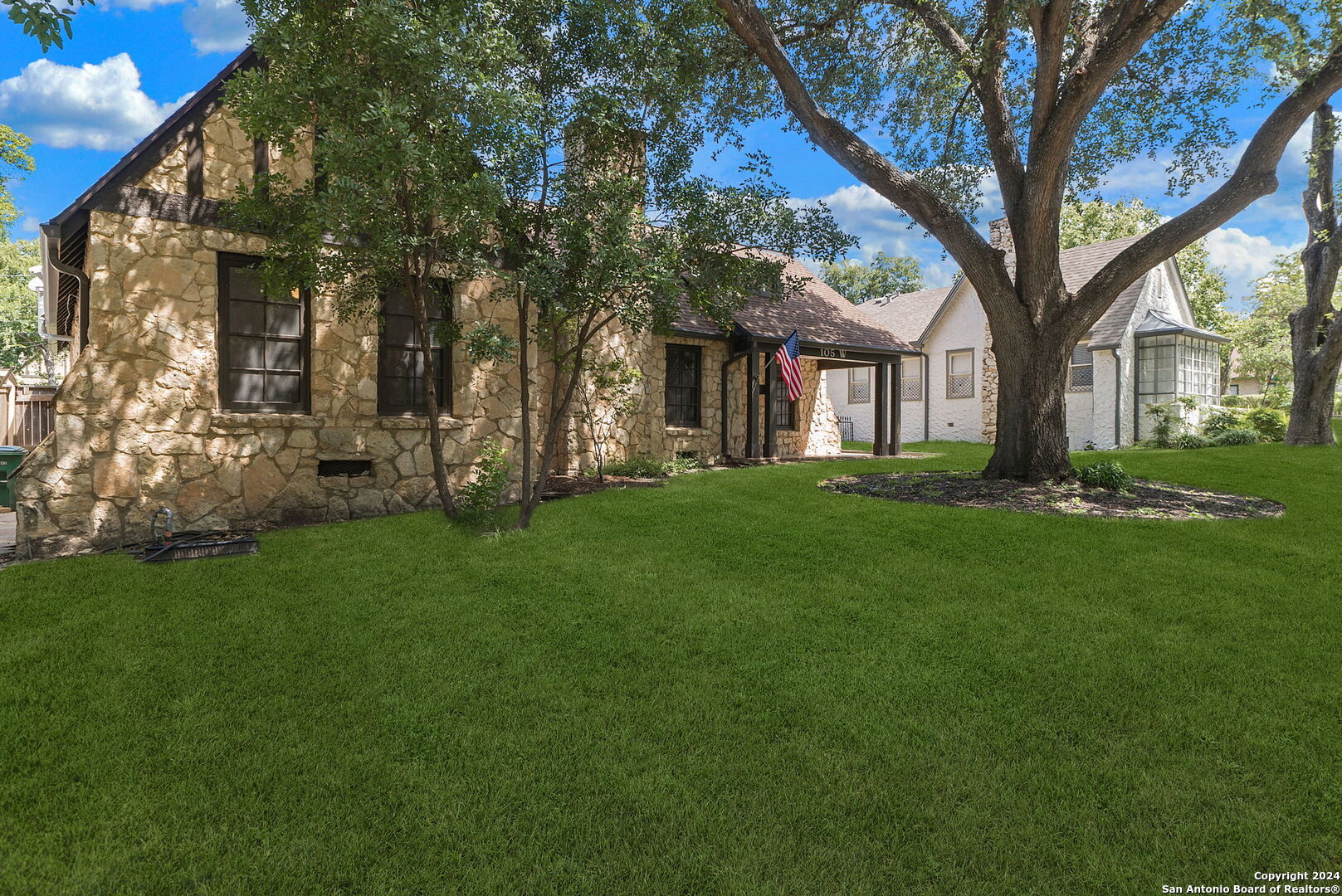 105 W Lullwood Avenue San Antonio TX 78212