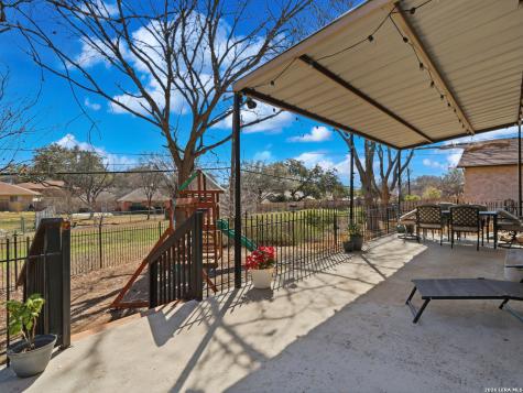 8110 Timber Grove San Antonio TX 78250