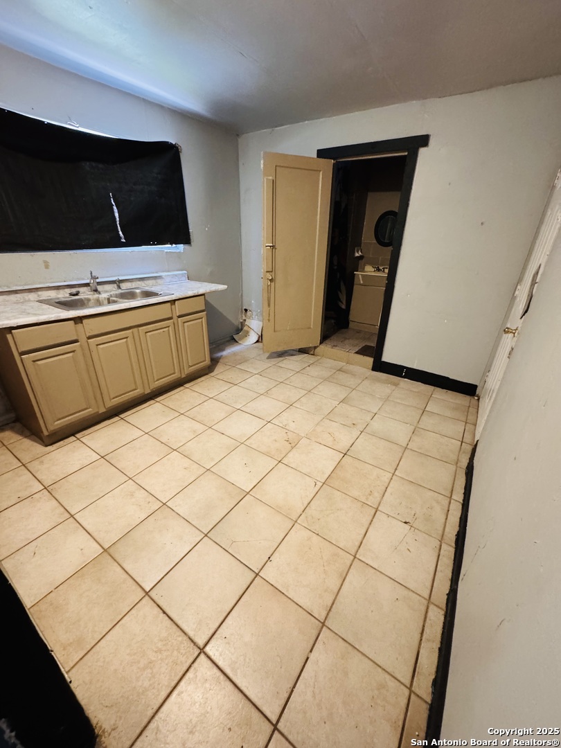 815 Edison San Antonio TX 78212