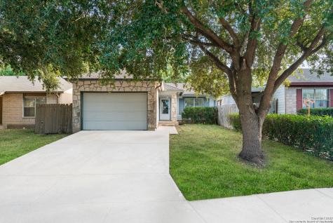 9982 Misty Plain Drive San Antonio TX 78245