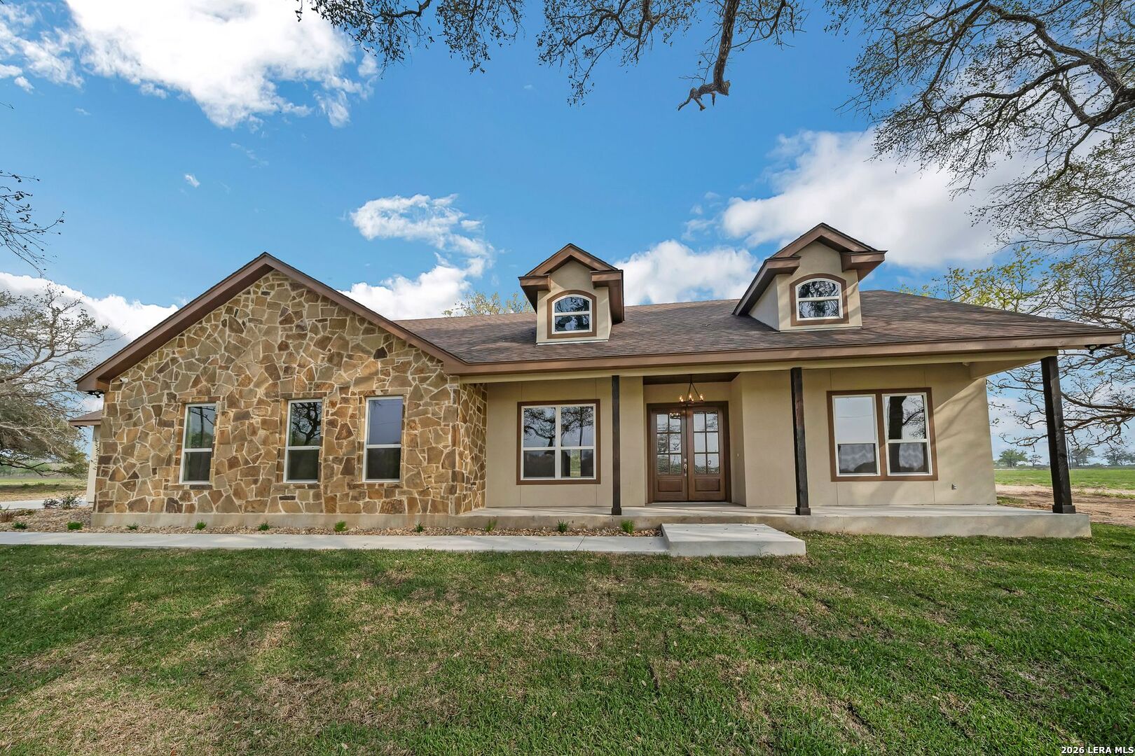 313 Firewheel Floresville TX 78114