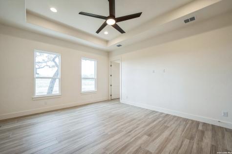 313 Firewheel Floresville TX 78114