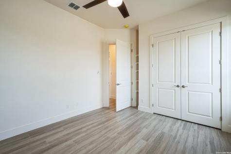 313 Firewheel Floresville TX 78114