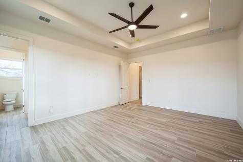 313 Firewheel Floresville TX 78114