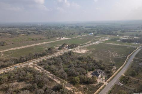313 Firewheel Floresville TX 78114