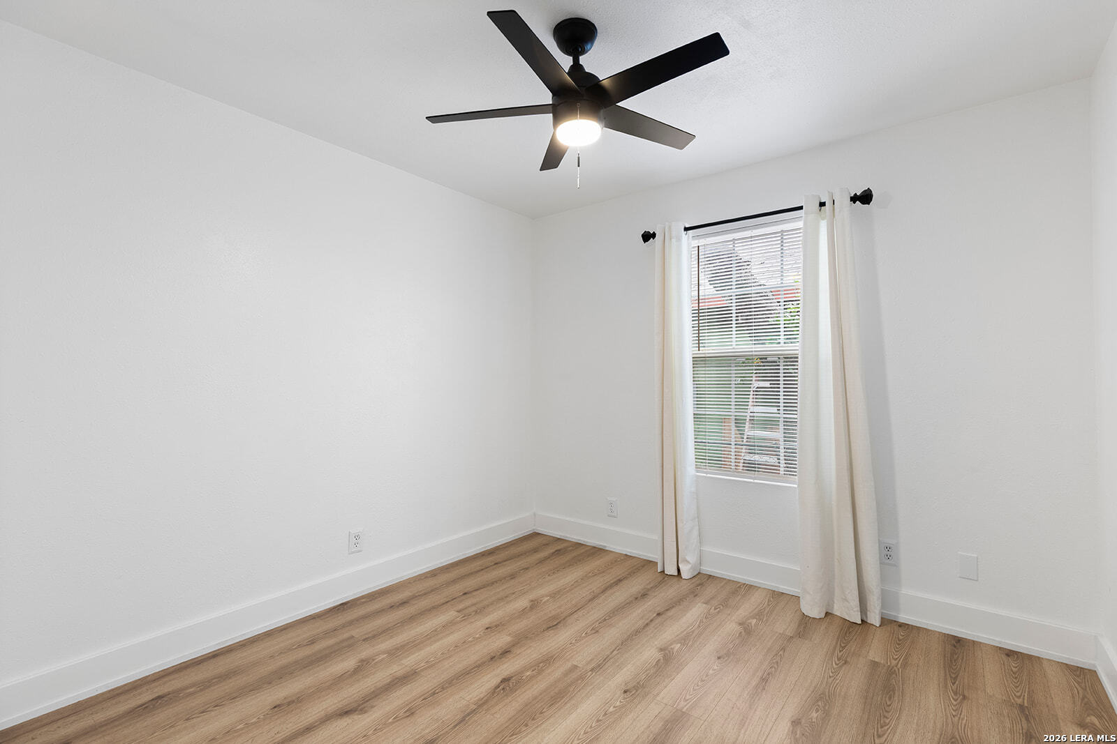 528 W Gerald San Antonio TX 78221