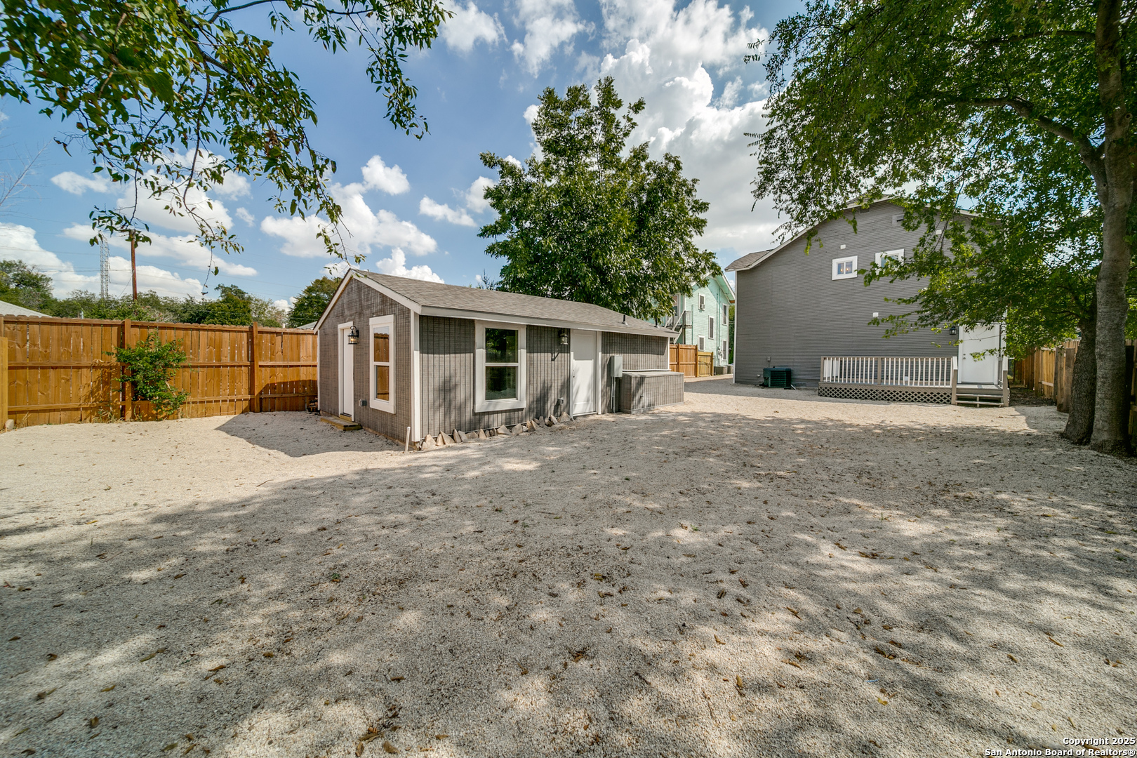 811 W Kings San Antonio TX 78212