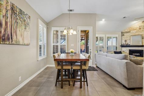 7635 Mckinney Hills San Antonio TX 78254