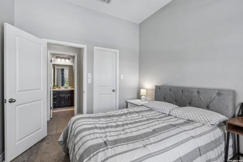 7635 Mckinney Hills San Antonio TX 78254