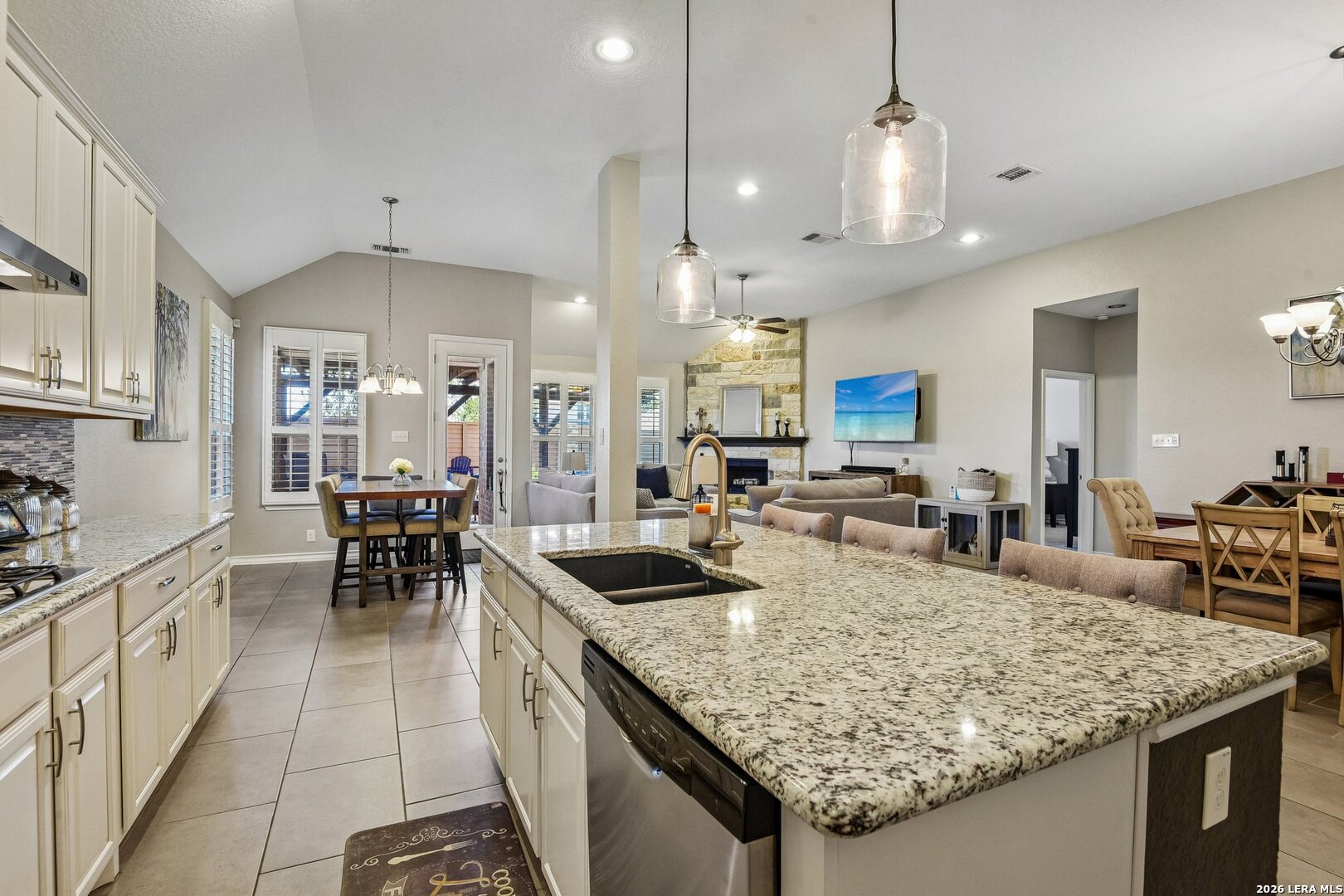 7635 Mckinney Hills San Antonio TX 78254