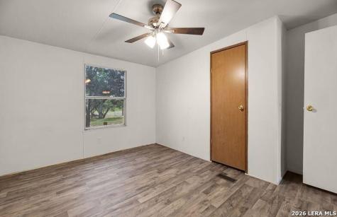 2113 Zion Hill Seguin TX 78155