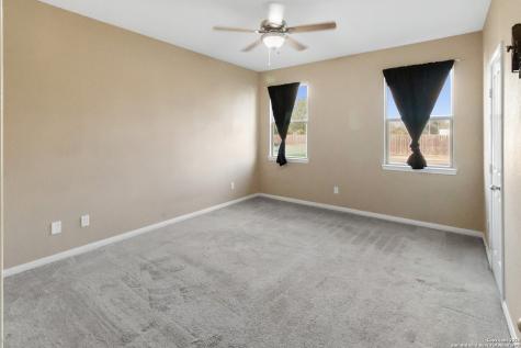 402 W Sullivan Skidmore TX 78389