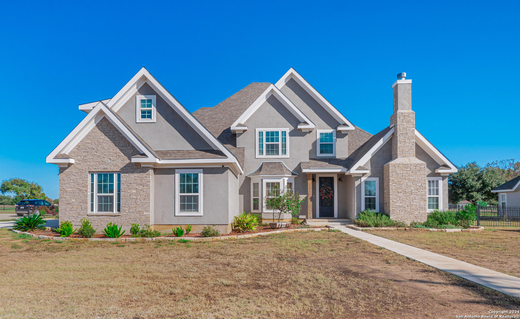1191 County Road 4516 Castroville TX 78009