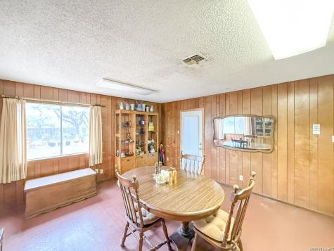 175 Private Road 7744 Devine TX 78016