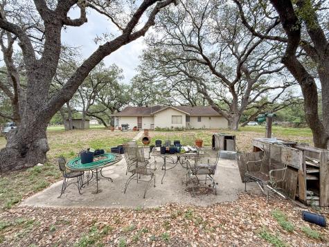 175 Private Road 7744 Devine TX 78016