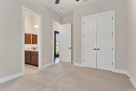 615 Geddington Shavano Park TX 78249