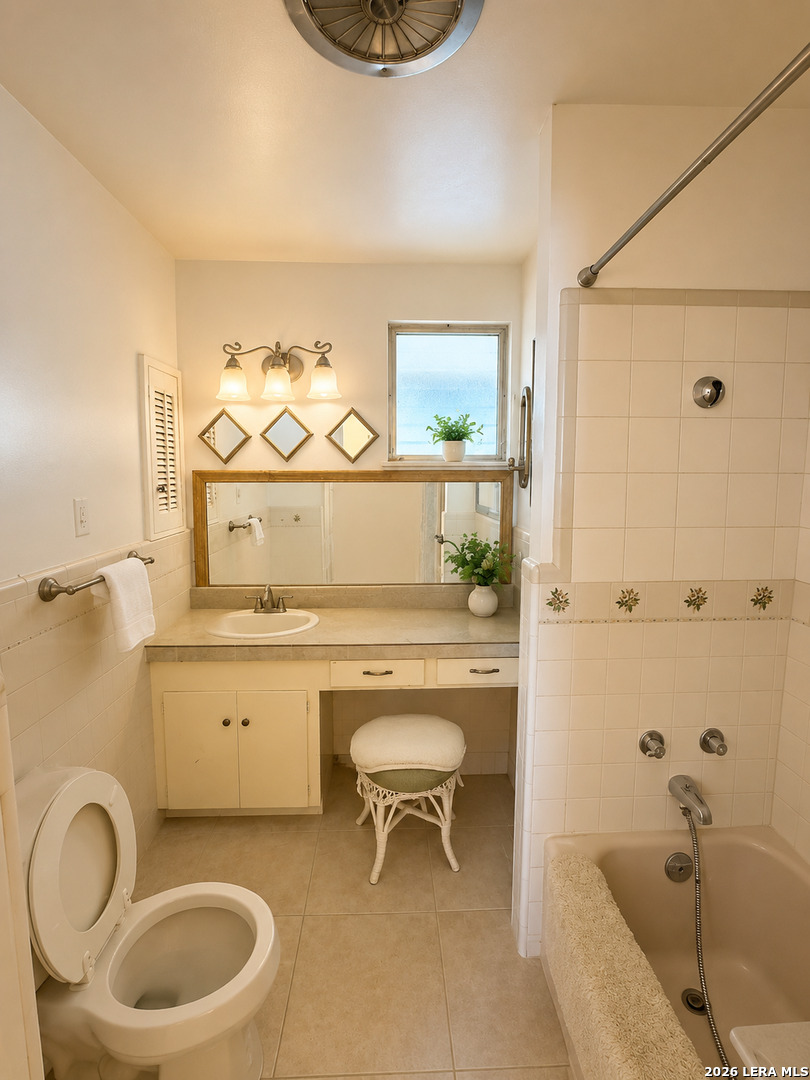 117 Wagon Trail Road Shavano Park TX 78231