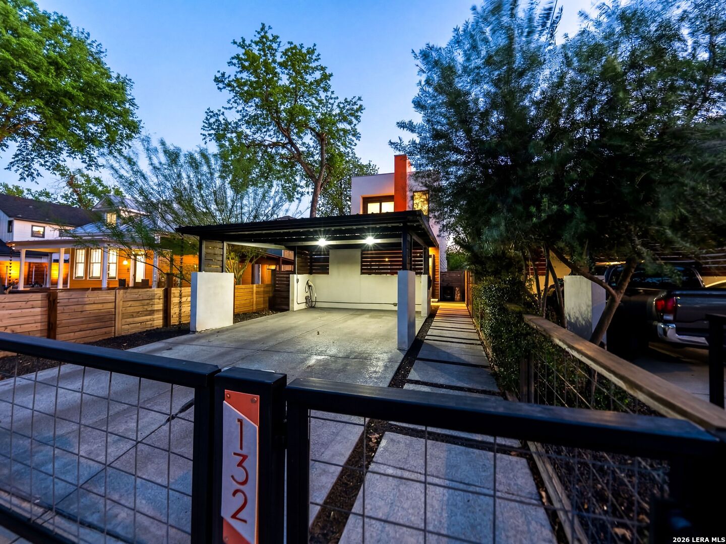 132 Clay San Antonio TX 78204