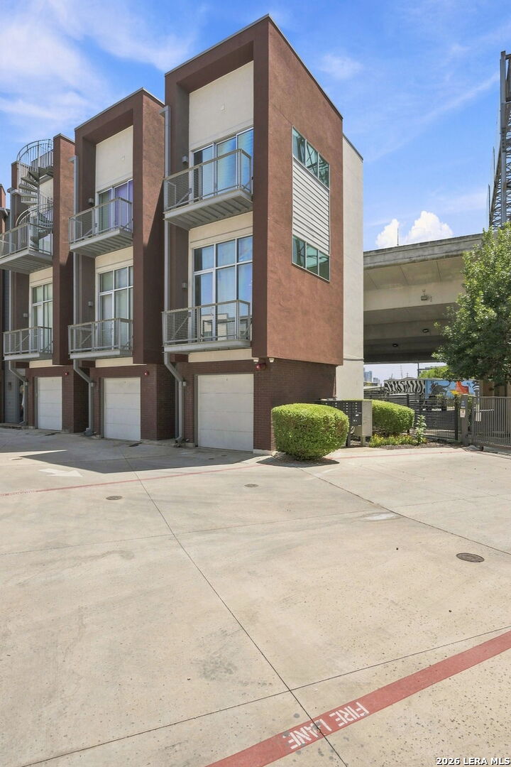 1106 E Quincy Street San Antonio TX 78212