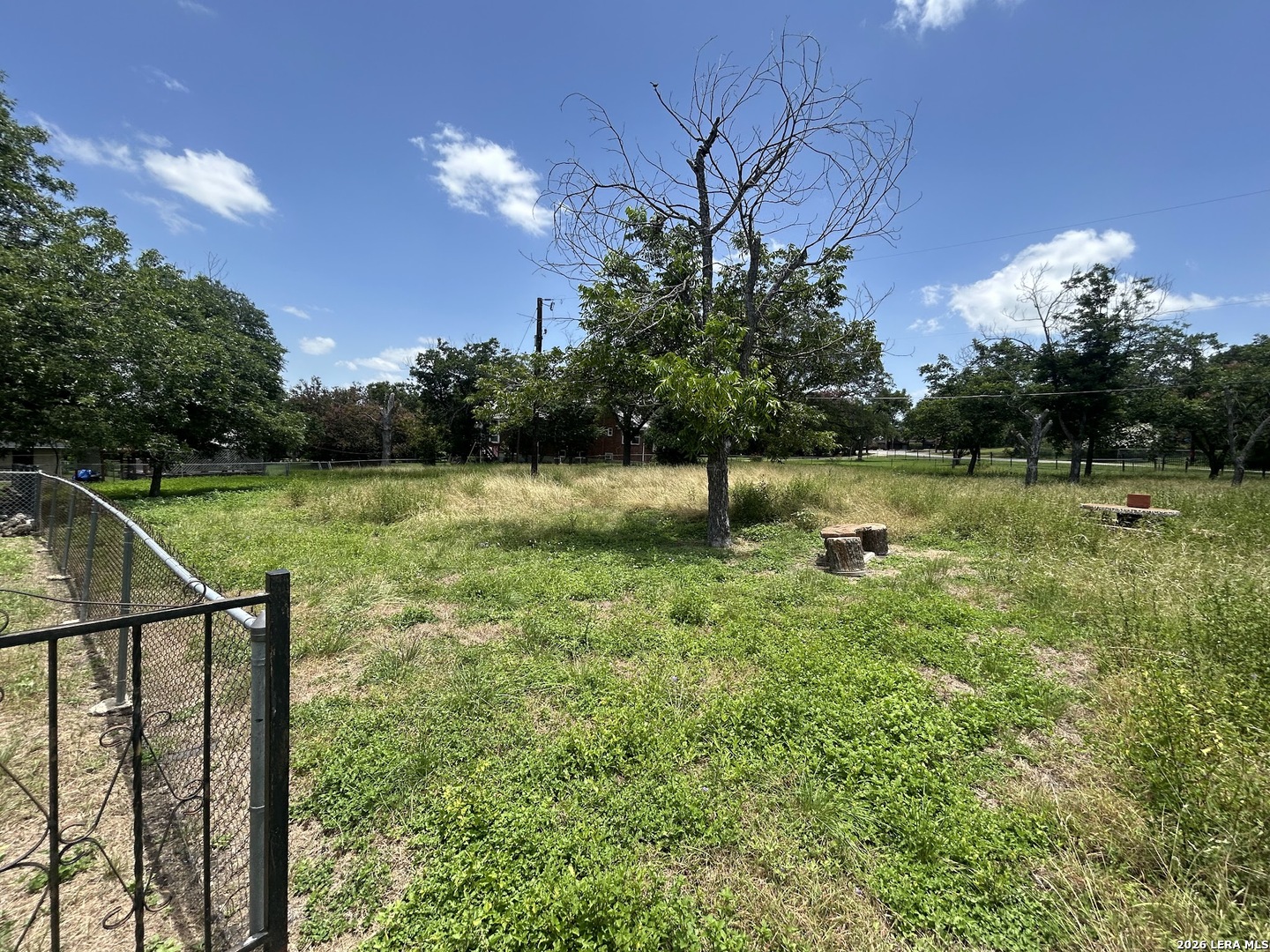 2538 Benrus San Antonio TX 78228