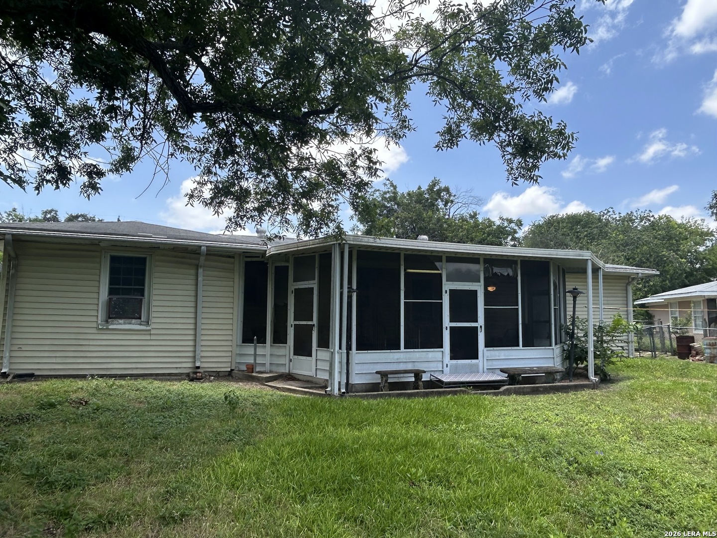 2538 Benrus San Antonio TX 78228
