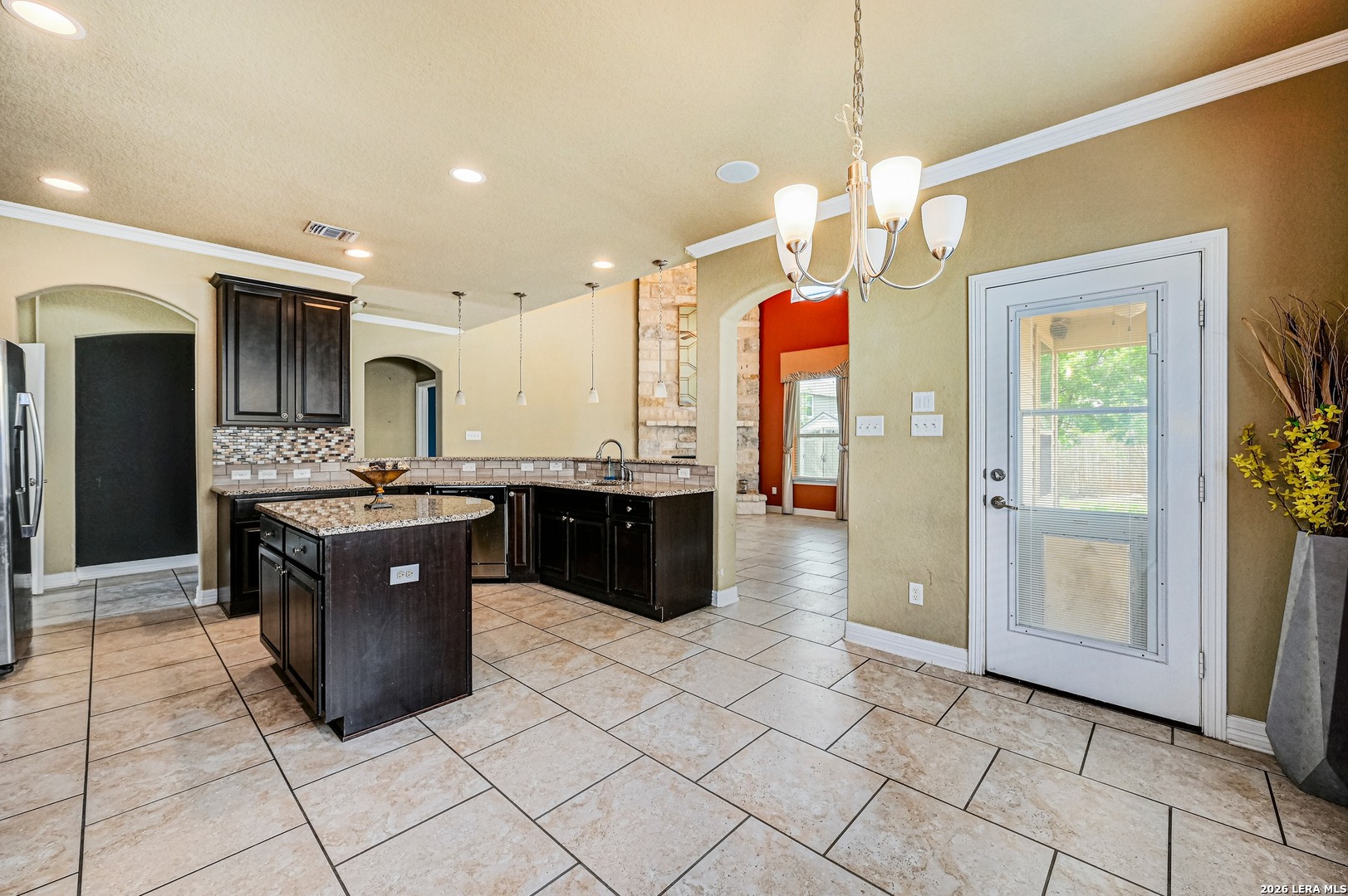 7014 Laguna Beach Converse TX 78109