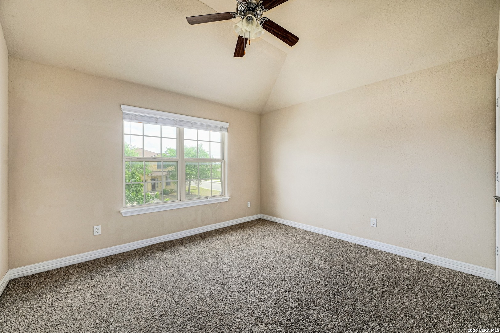 7014 Laguna Beach Converse TX 78109