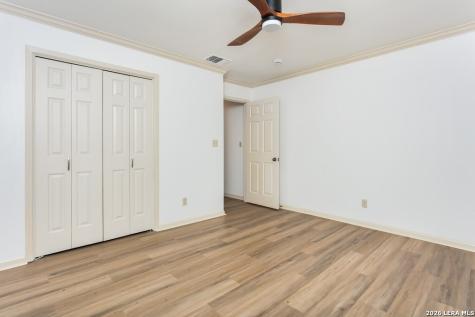 2611 Eisenhauer San Antonio TX 78209