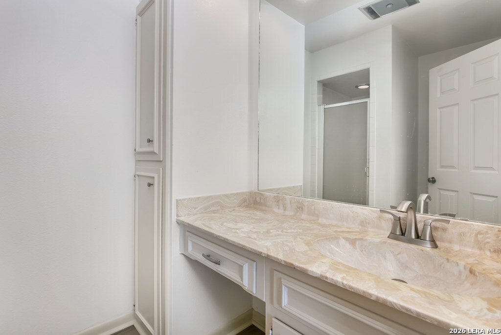2611 Eisenhauer San Antonio TX 78209