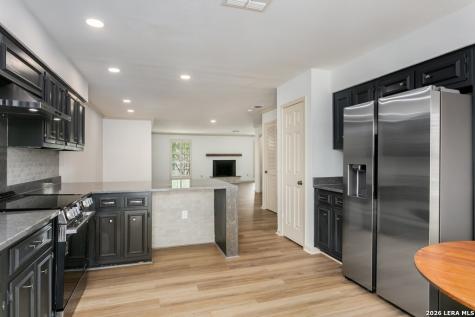 2611 Eisenhauer San Antonio TX 78209