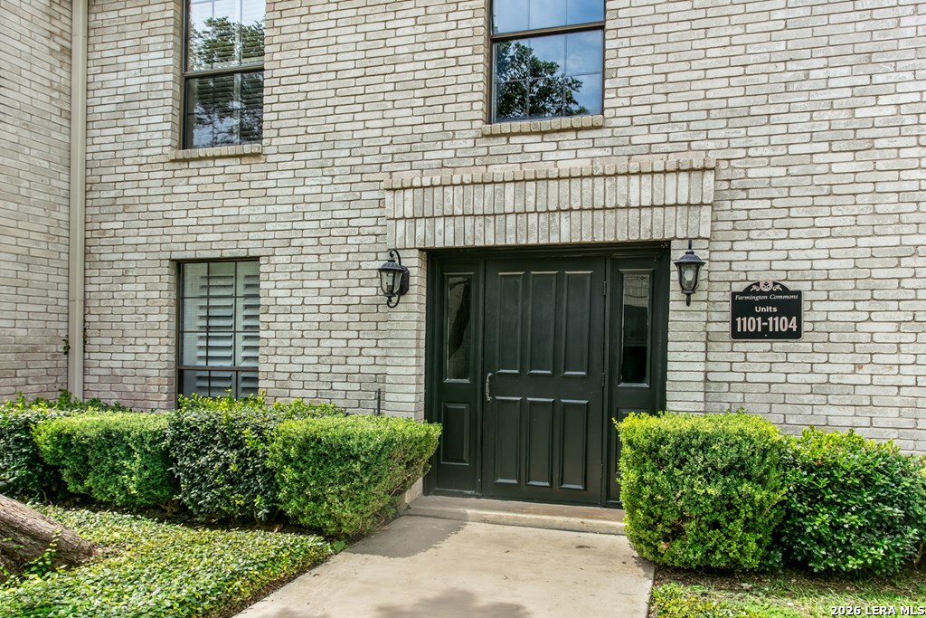 2611 Eisenhauer San Antonio TX 78209