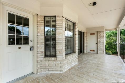 2611 Eisenhauer San Antonio TX 78209