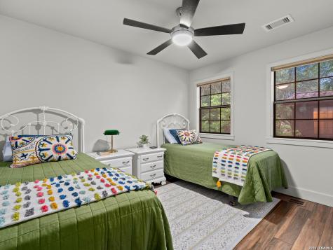 299 W Edgewater Terrace New Braunfels TX 78130