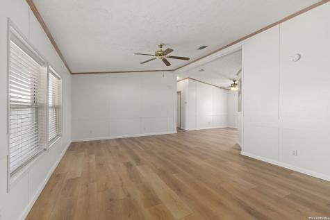 133 Oak View Drive La Vernia TX 78121