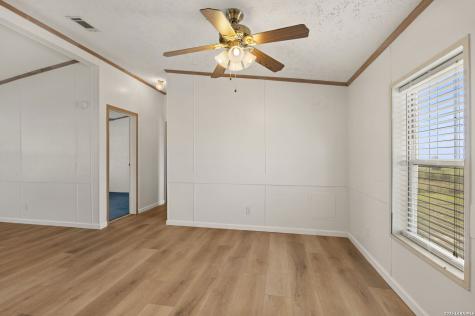 133 Oak View Drive La Vernia TX 78121