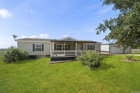 133 Oak View Drive La Vernia TX 78121