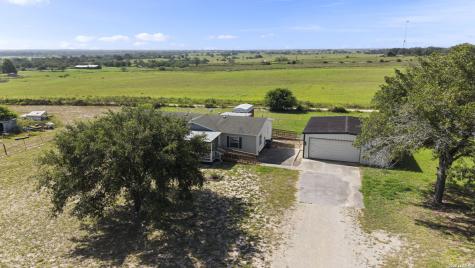 133 Oak View Drive La Vernia TX 78121