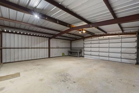 133 Oak View Drive La Vernia TX 78121
