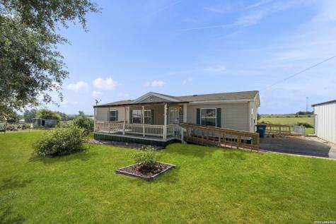 133 Oak View Drive La Vernia TX 78121