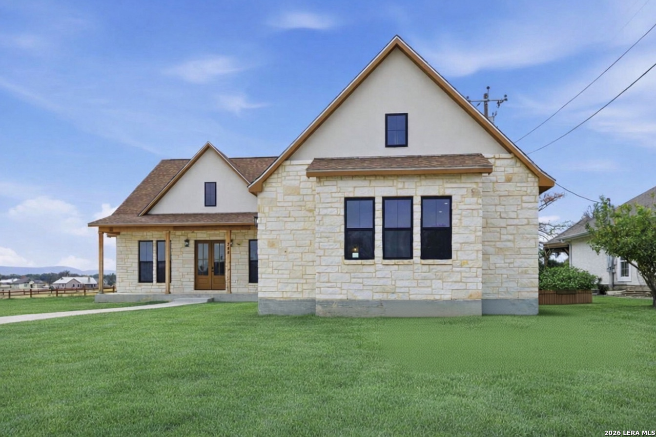 348 Valley Oak Bandera TX 78003