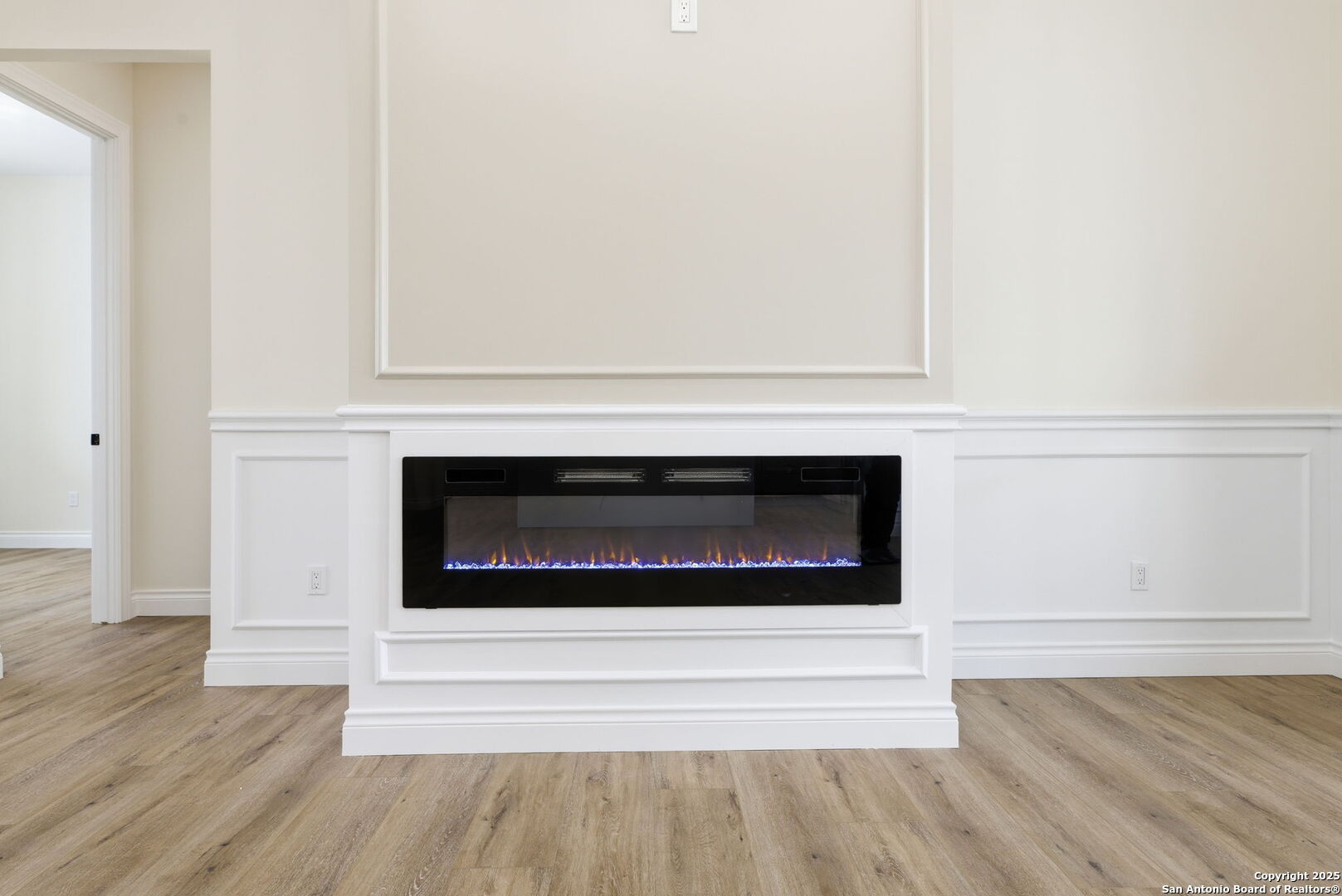 348 Valley Oak Bandera TX 78003