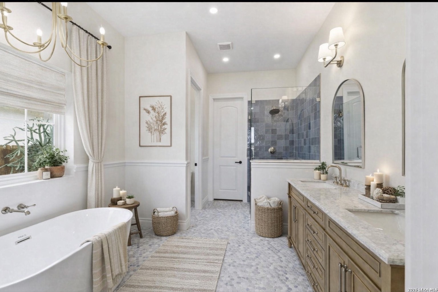 348 Valley Oak Bandera TX 78003